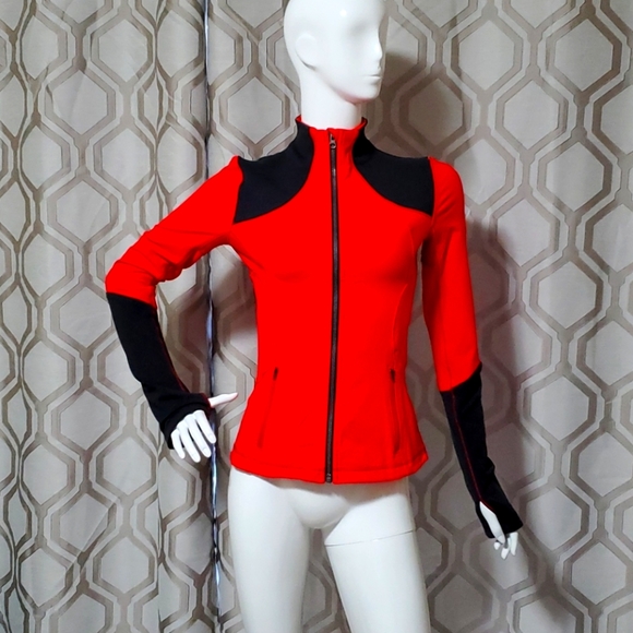 🌟Host Pick🌟Lulu Lemon Form Jacket - Picture 1 of 4